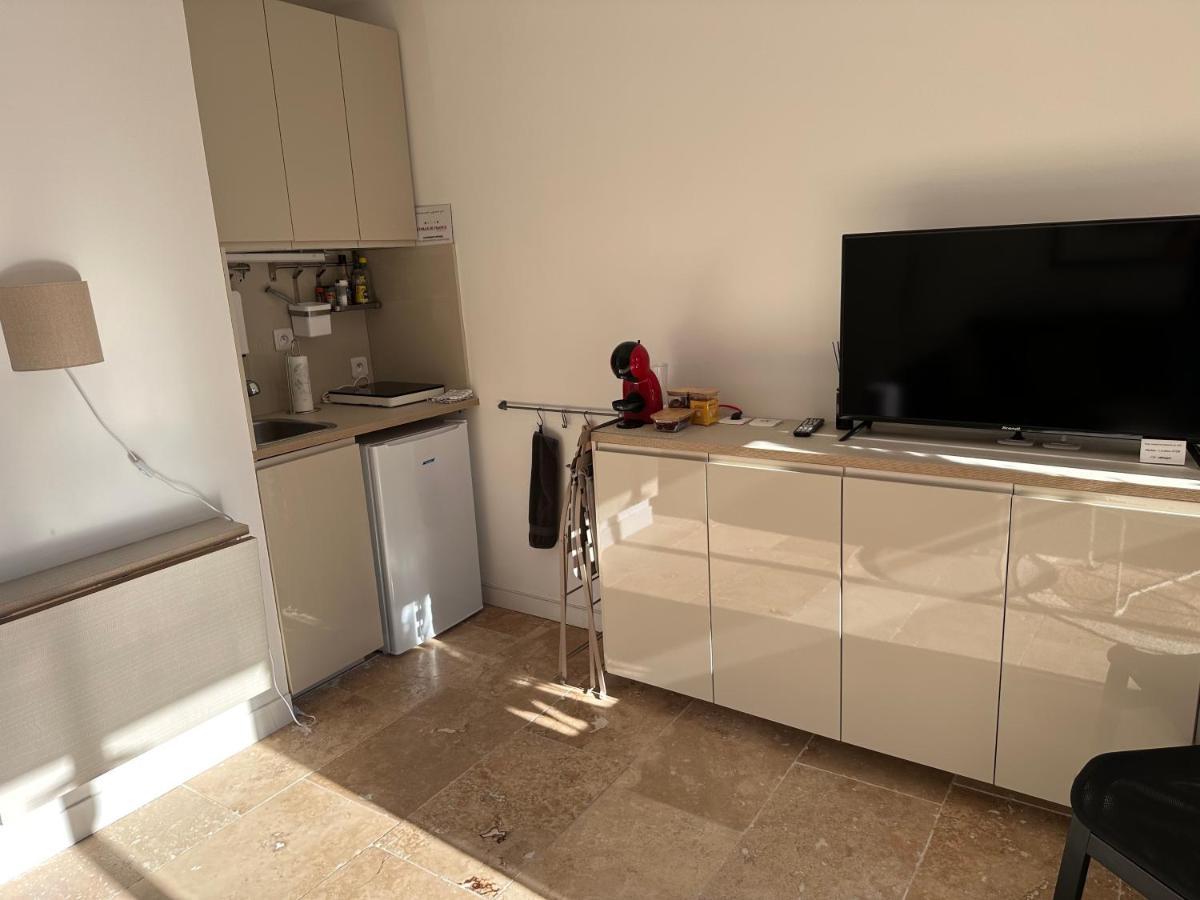Appartements 3 Etoiles Terrasse Ou Patio Intra-Muros Aigues-Mortes Dış mekan fotoğraf