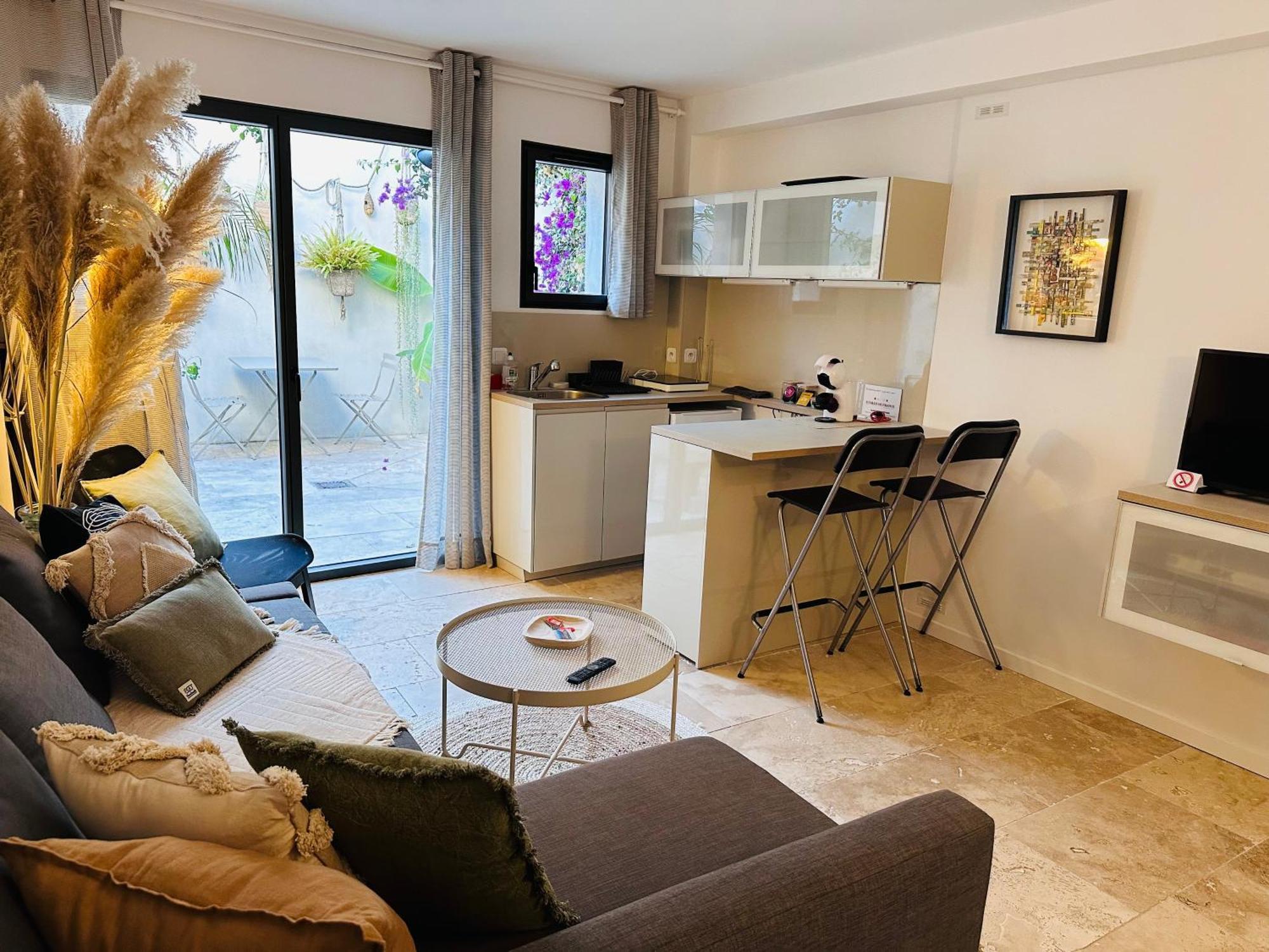 Appartements 3 Etoiles Terrasse Ou Patio Intra-Muros Aigues-Mortes Dış mekan fotoğraf